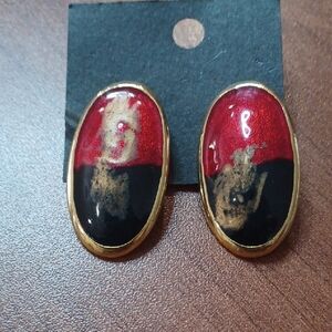 #998 Red and Black Oval Earrings with Gold Accents